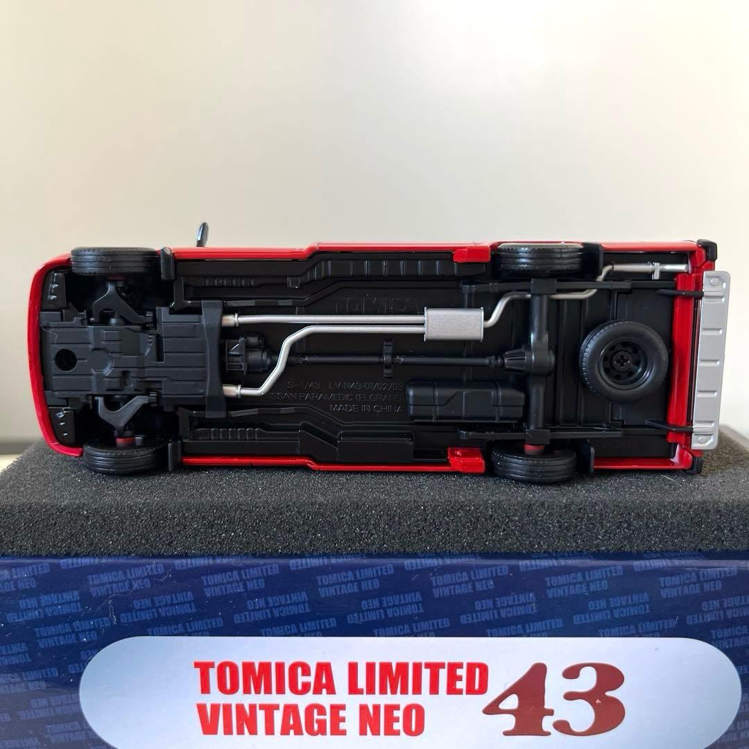 トミカ　トミカリミテッドヴィンテージ　ネオ　日産エルグランド　消防指揮隊車