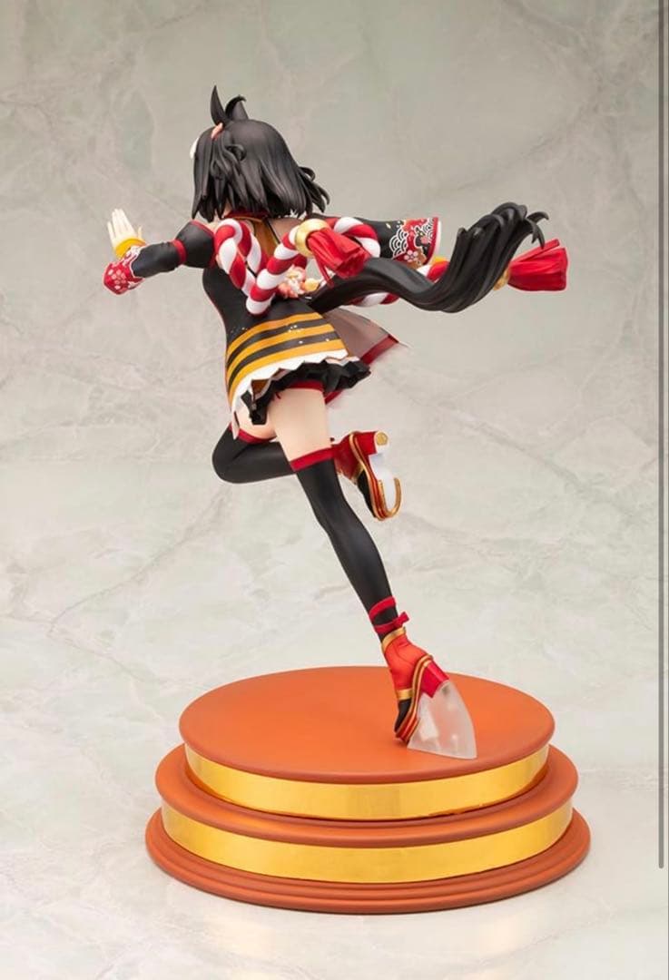 テ*ン様 ウマ娘 キタサンブラック フィギュア