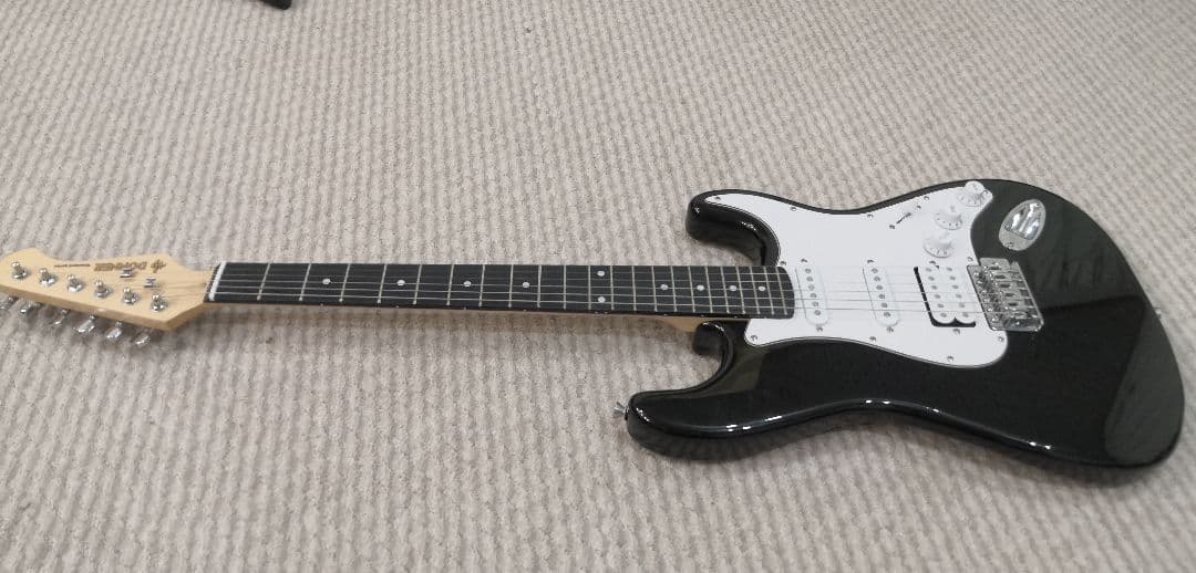 DONNER ブラックエレキギター