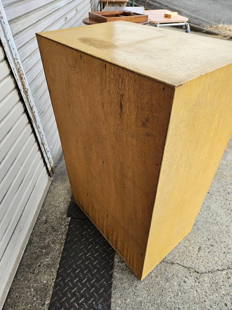 ジャパンヴィンテージ レトロポップな箪笥 古家具 昭和レトロ 1960年代