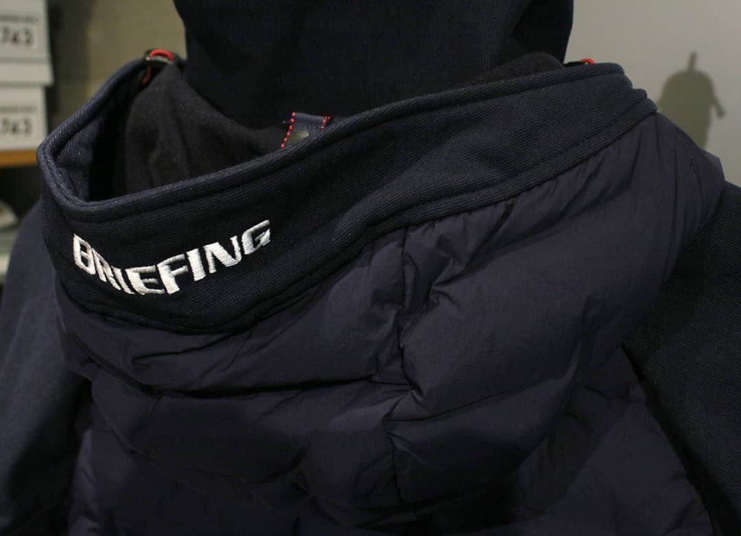 ひろろブリーフィングゴルフ ハイブリッドダウンパーカ　ネイビー メンズ S