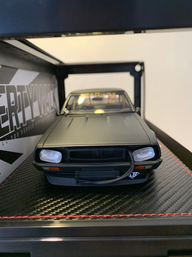 週末値下げイグニッションモデル1/18 LBWK ケンメリマットブラック0965