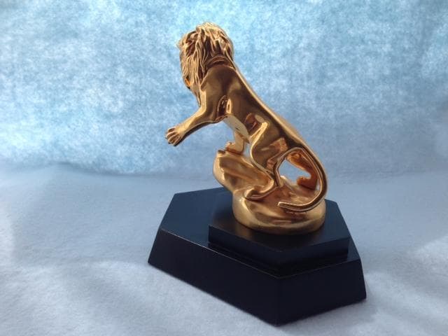 プジョー カーマスコット ベルフォールのライオン 22金 希少