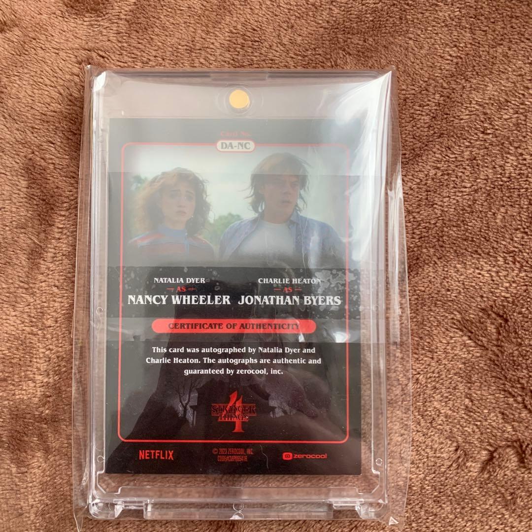ストレンジャーシングス　ナンシー　ジョナサン　直筆サイン