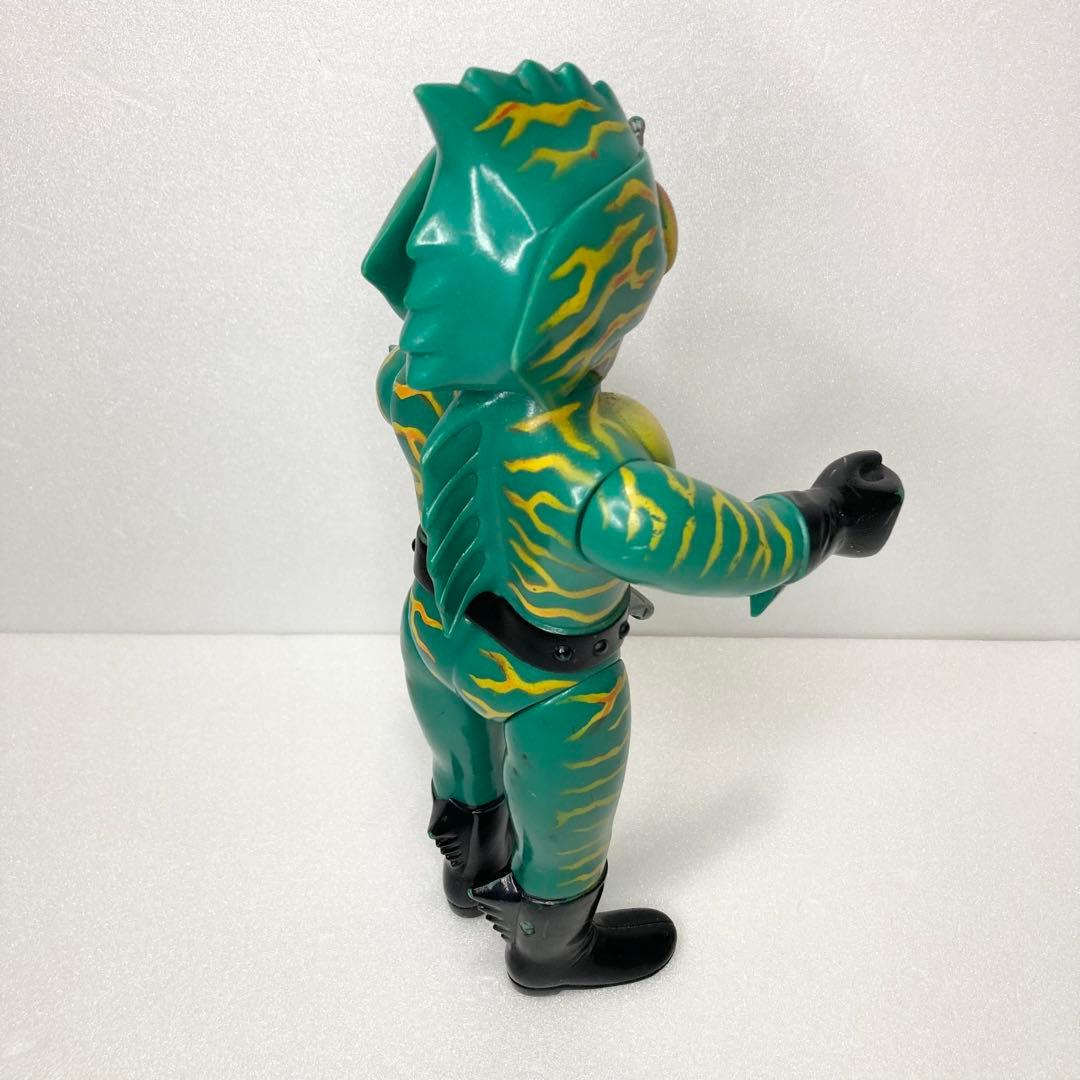 入手困難　激レア　旧バンダイ　仮面ライダー　アマゾン　ソフビ