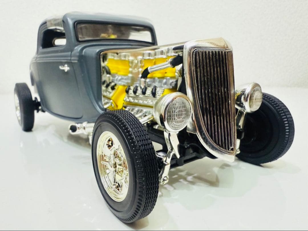 アーテル/'34 Fordフォード HotRodホットロッド アメグラ 1/18