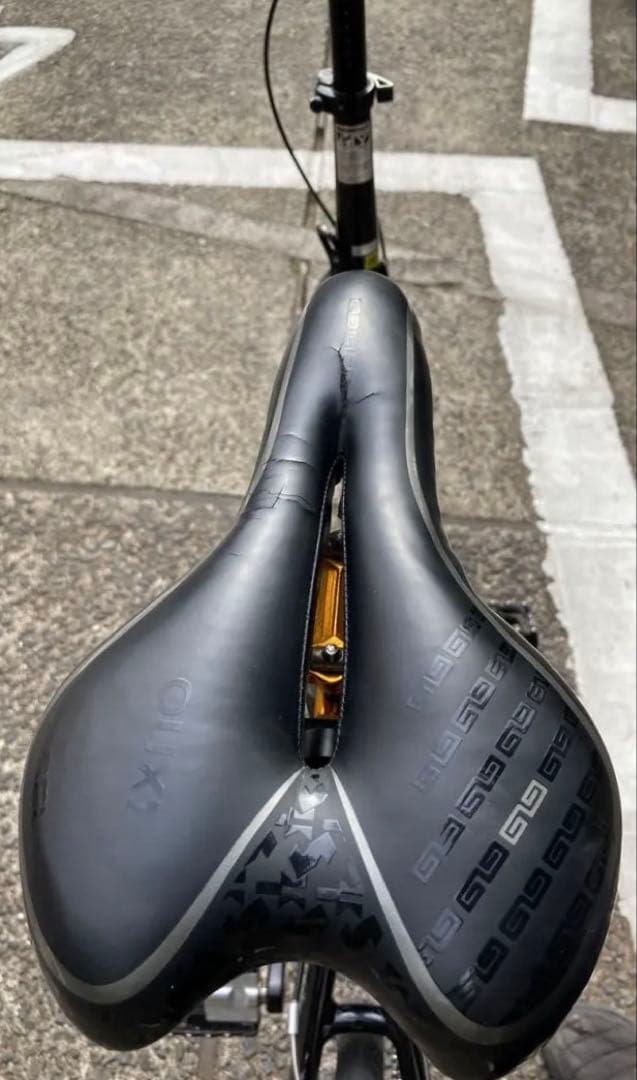 Renault ultla light TRY163 16インチ都内引き取り