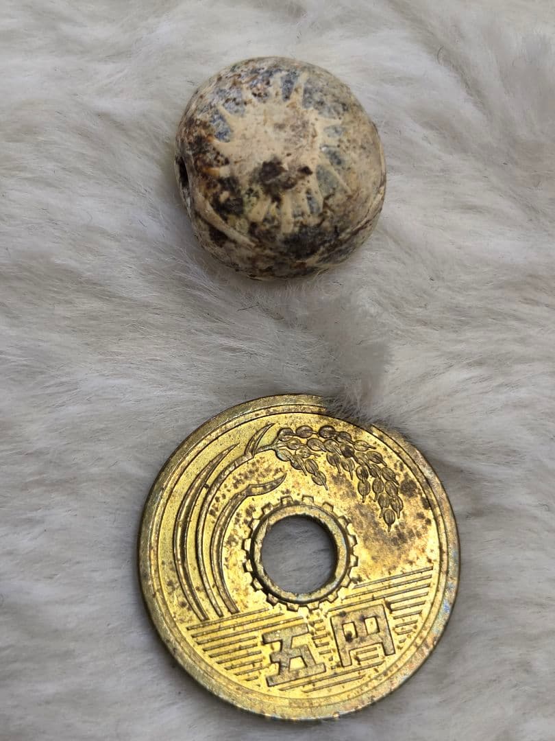 018　蜻蛉玉　古い鳥が消えて　太陽のみ残ったジャワ玉！