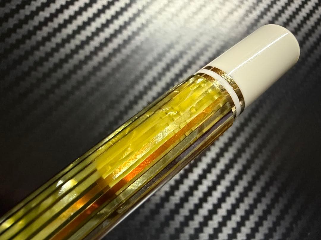 未使用に近い ペリカン スーベレーン M400 ホワイトトータス EF 万年筆