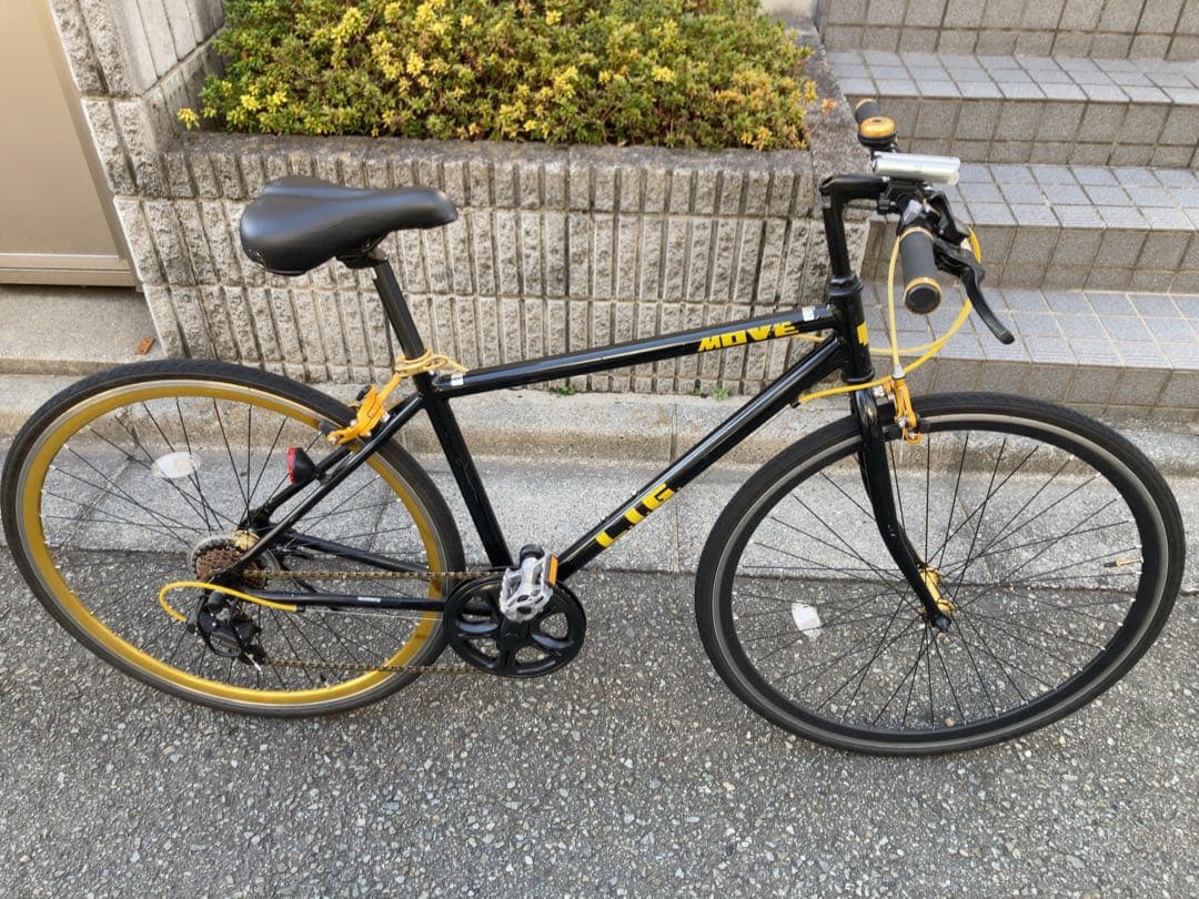 LIG MOVEクロスバイク黒/金 引き渡し限定 付属品あり 東京都世田谷区