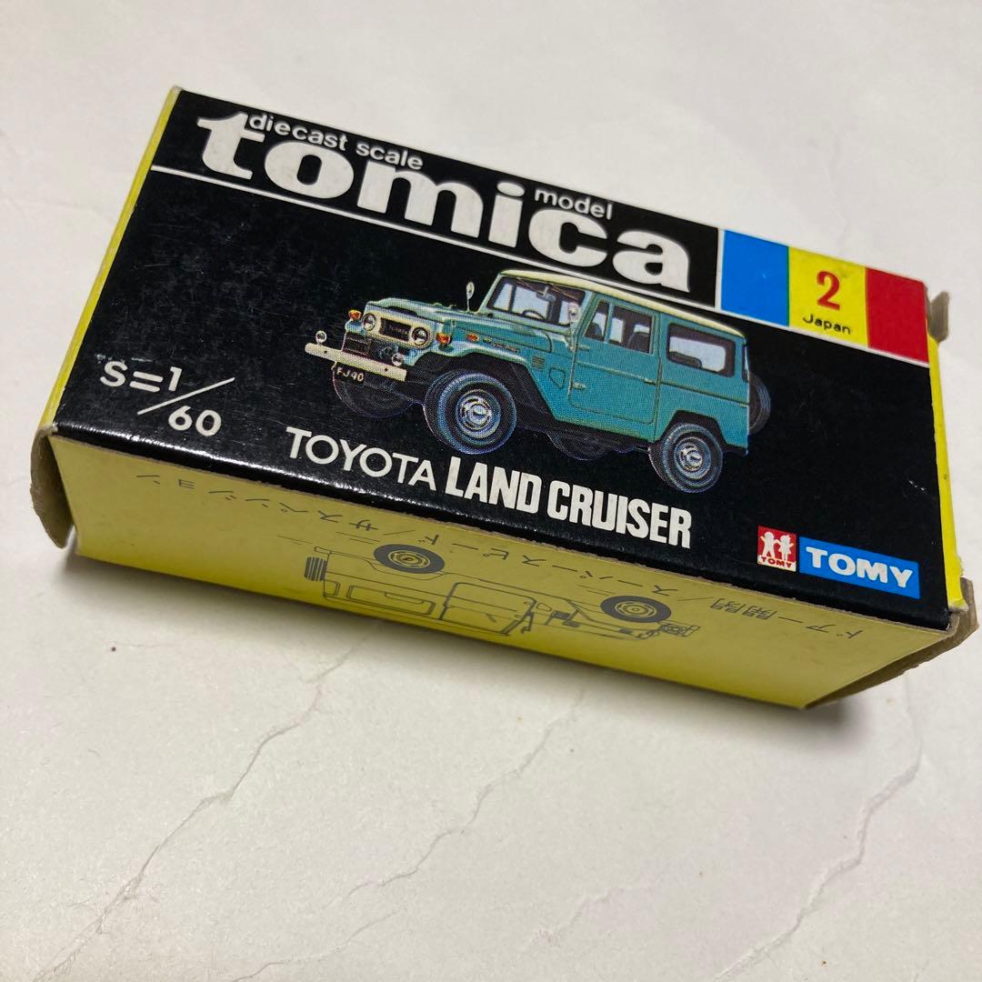 トミカトヨタラウンドクルーザーです。黒箱トミカマーク切り取り欠損。日本製
