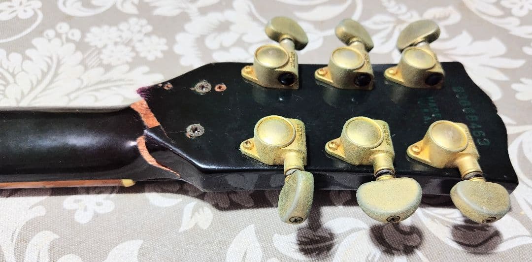 【ジャンク品】エレキギター・ケース　Gibson Les Paul Studio
