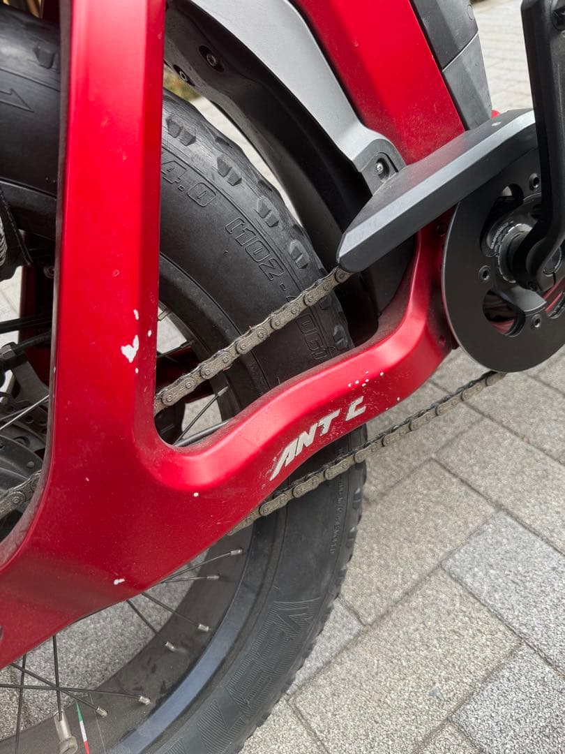 電動アシスト自転車 レッド ISSIMO FUN