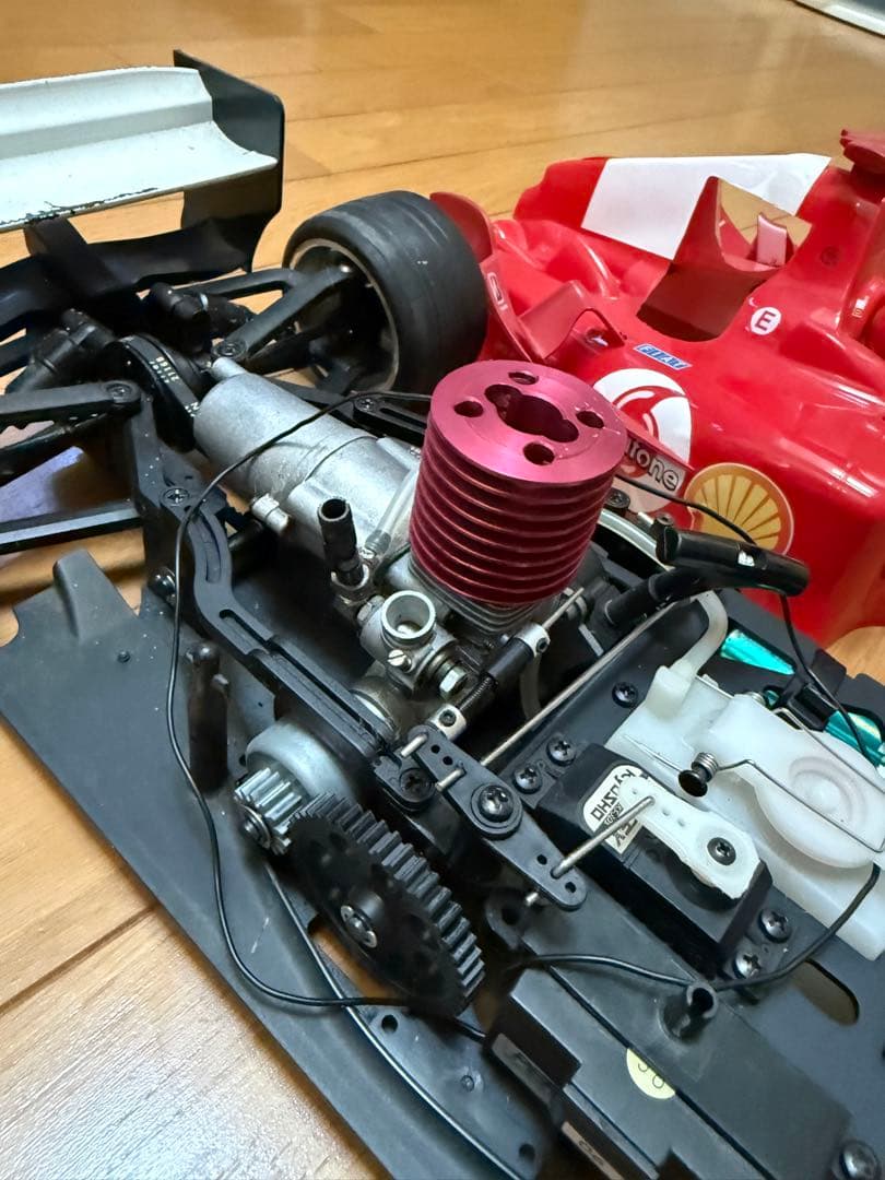 ディアゴスティーニ 週刊フェラーリラジコンカー F2004 オプションパーツ有り