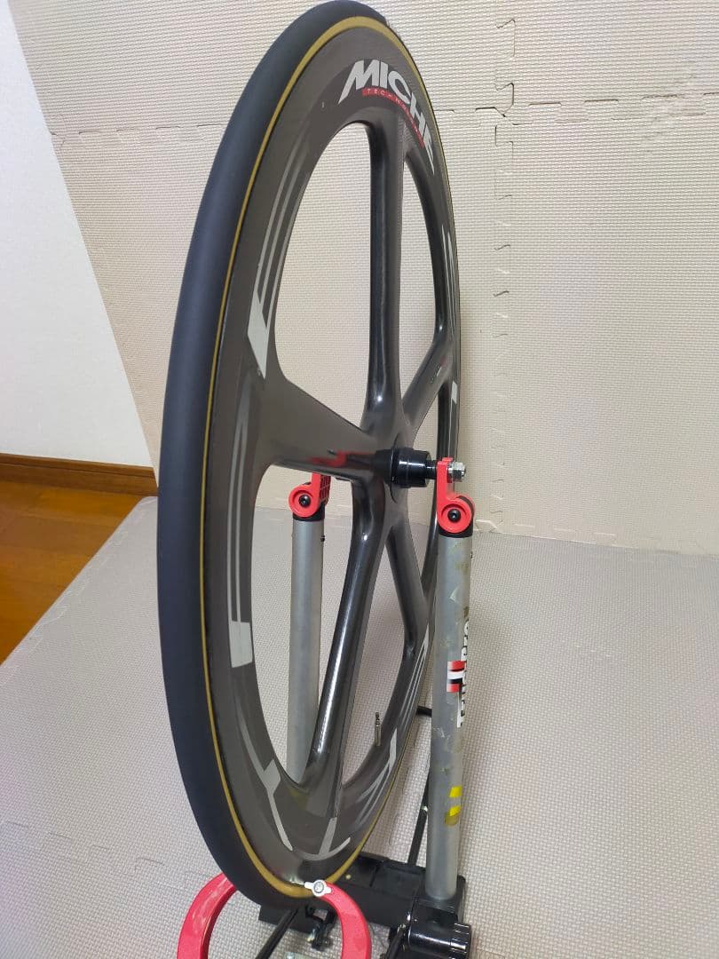 MICHE バトンホイール SUPERTYPE Pista フロントホイール