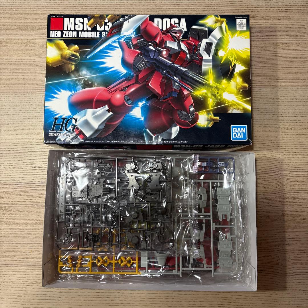 ガンプラHGセット　νガンダムHWS、ヤクトドーガ（クエスエア機）