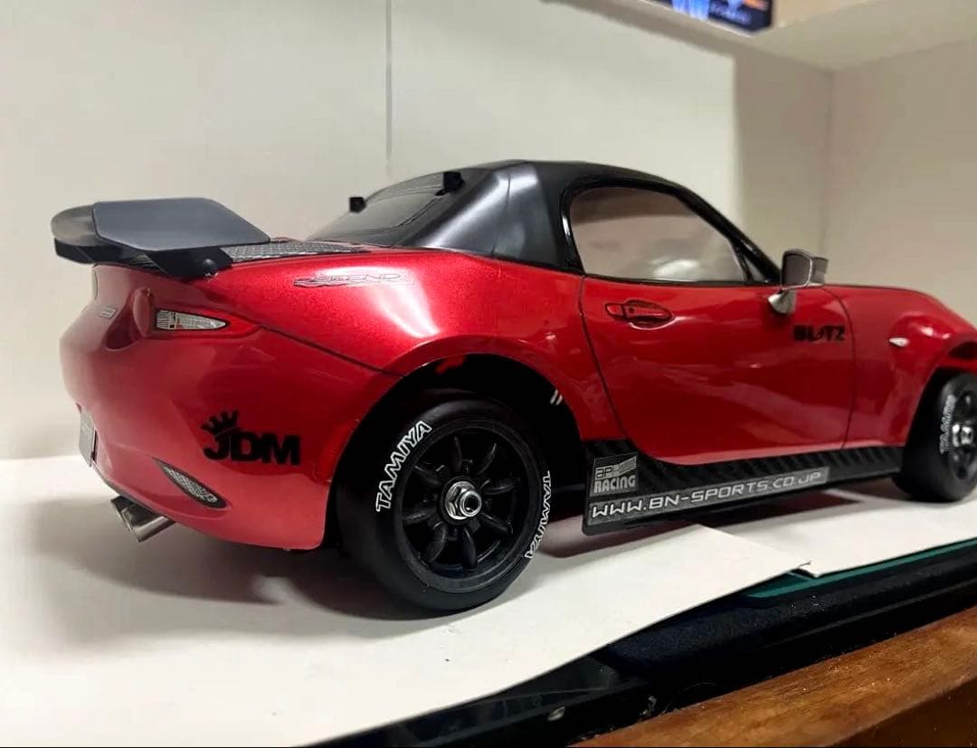 ラジコン 1/10 タミヤXB マツダ ロードスター レッドボディとタイヤセット