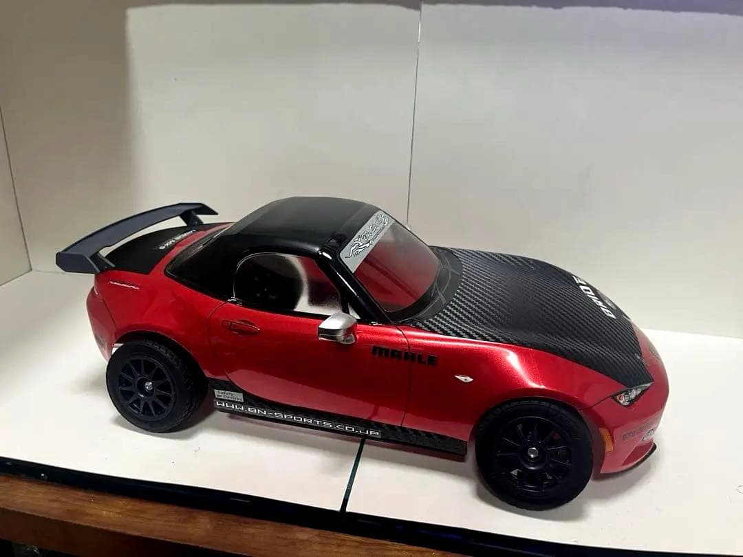 ラジコン 1/10 タミヤXB マツダ ロードスター レッドボディとタイヤセット