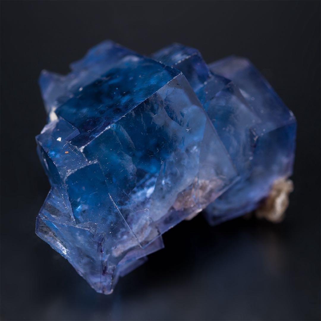 中国 ヤオガンシャン フローライト 天然石 原石 鉱物標本 鉱石 蛍石 1682