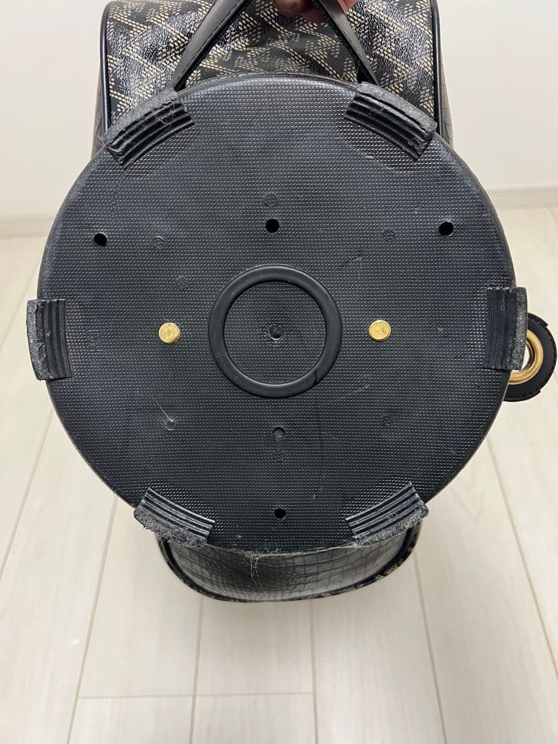 【本日大幅値引き】レザレクション　金田久美子プロ限定モデルキャディバッグレア