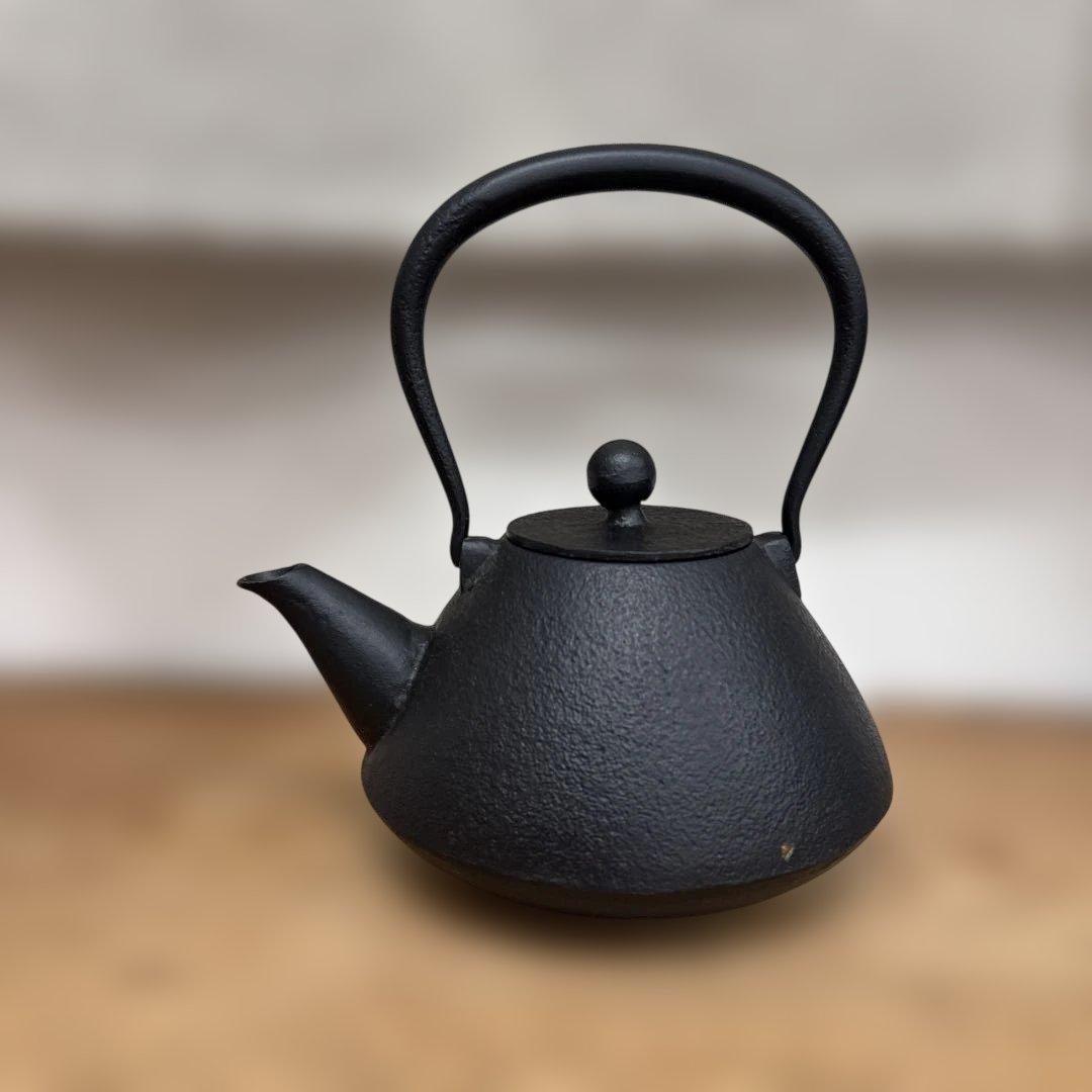 小笠原陸兆　鉄瓶　南部鉄器　やかん　末広　1L 美品