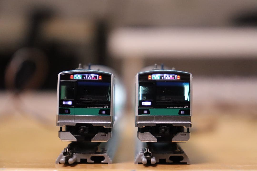 い*読様 TOMIX E233系2000番台通勤電車 10両セット