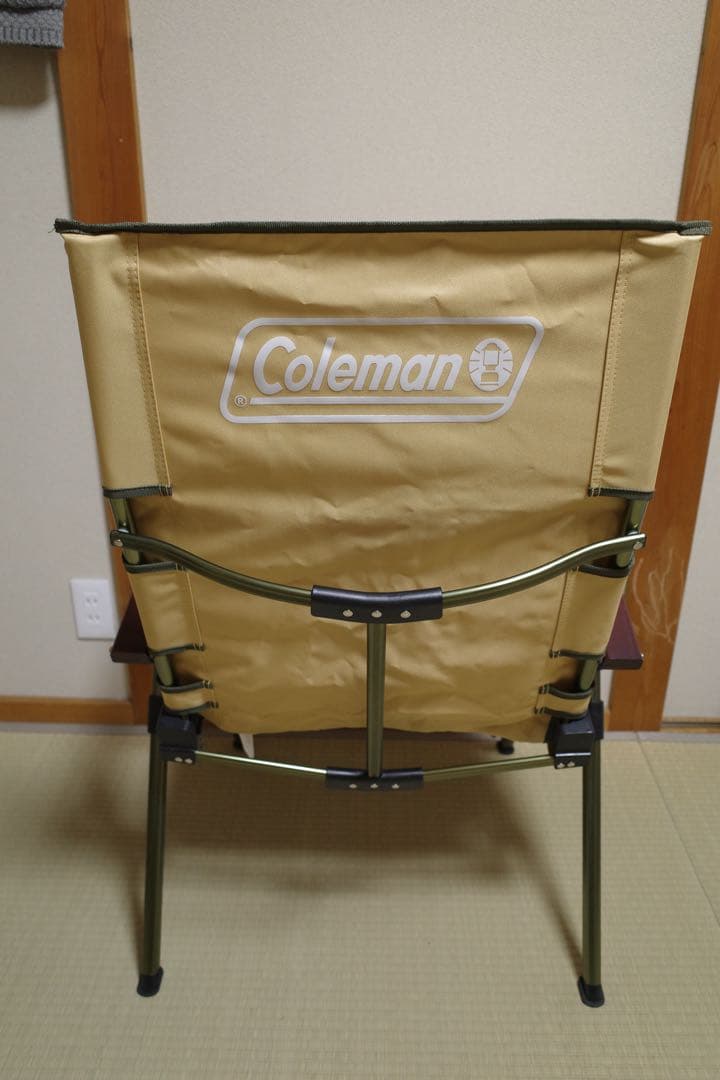 Coleman 折りたたみアウトドアチェア ベージュ