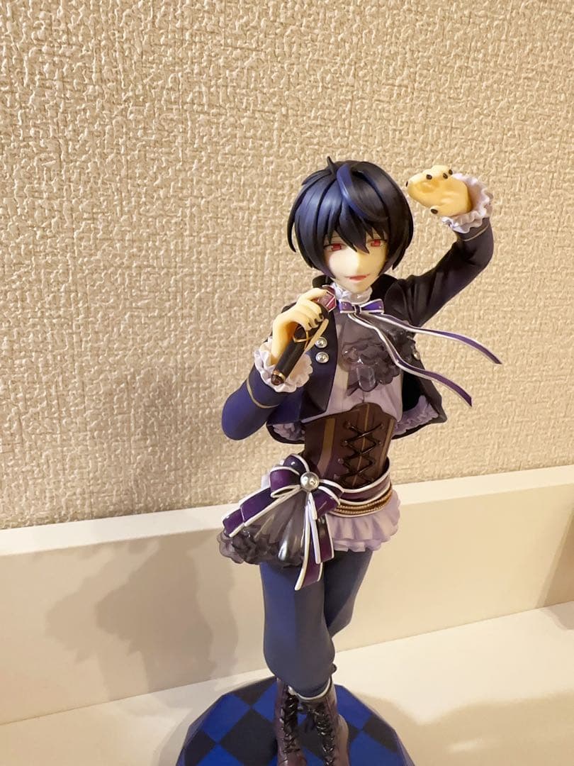 あんスタ　朔間凛月　フィギュア