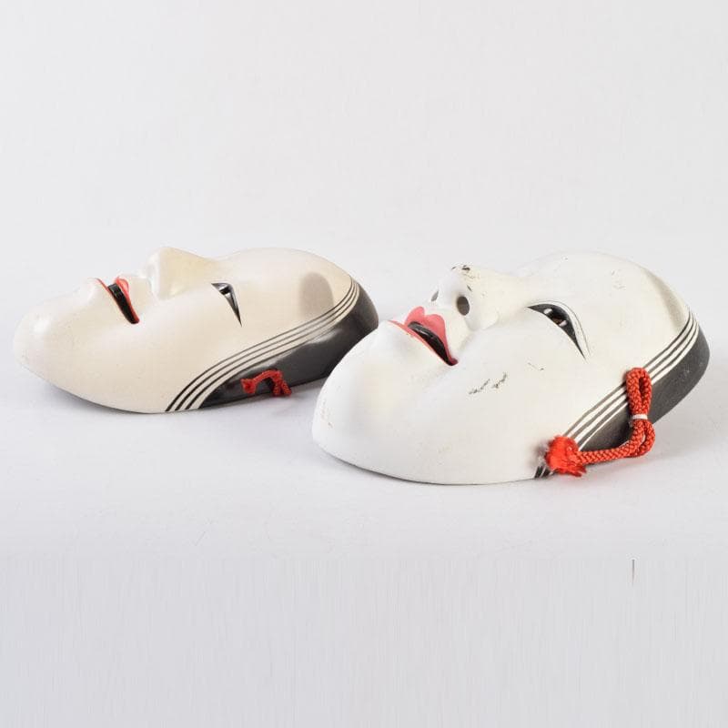 安達静岳作　能面　能楽　雅楽　陶器製　小面　お面　2点　N　9082A