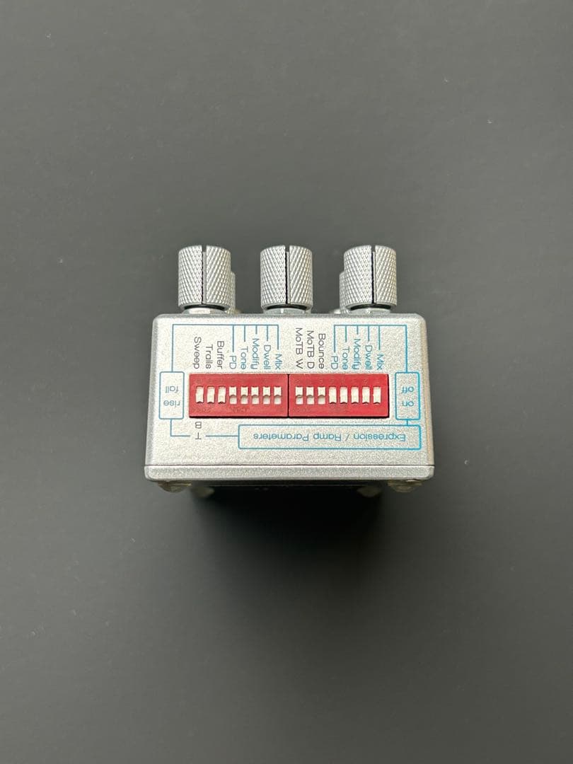 DARK WORLD デジタルリバーブ