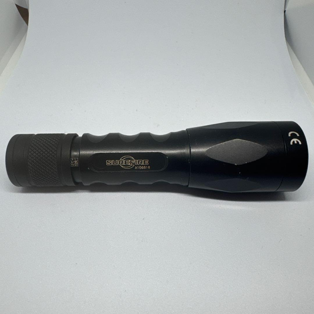 SUREFIRE FURY LED懐中電灯 ブラック