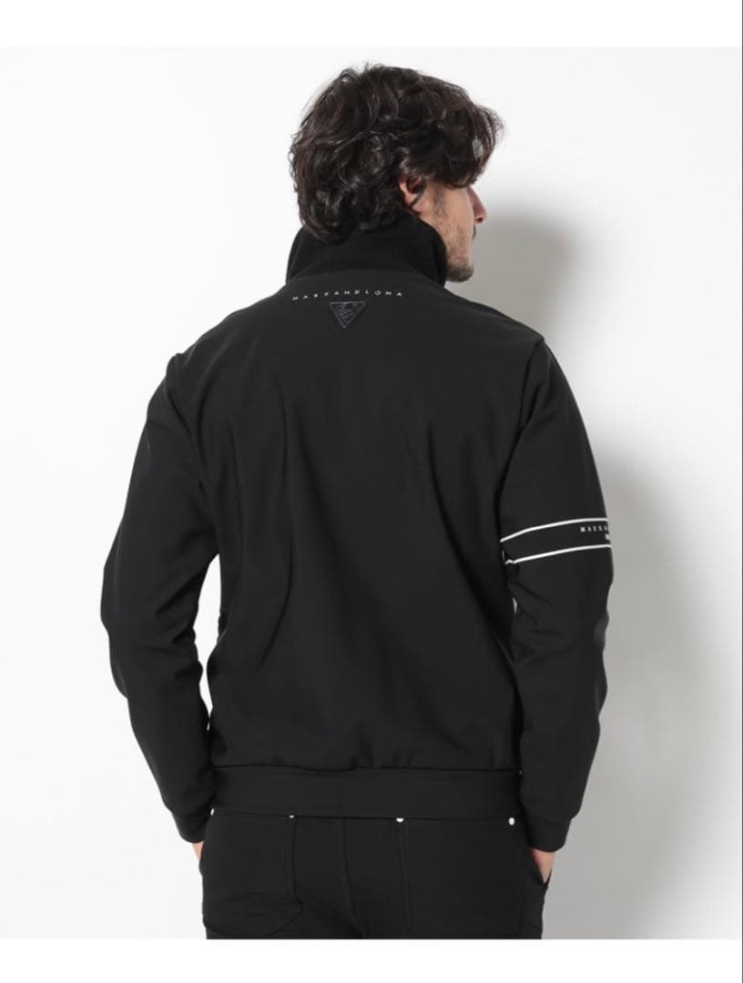 マークアンドロナ MARKALONA ダウンジャケット ブラック