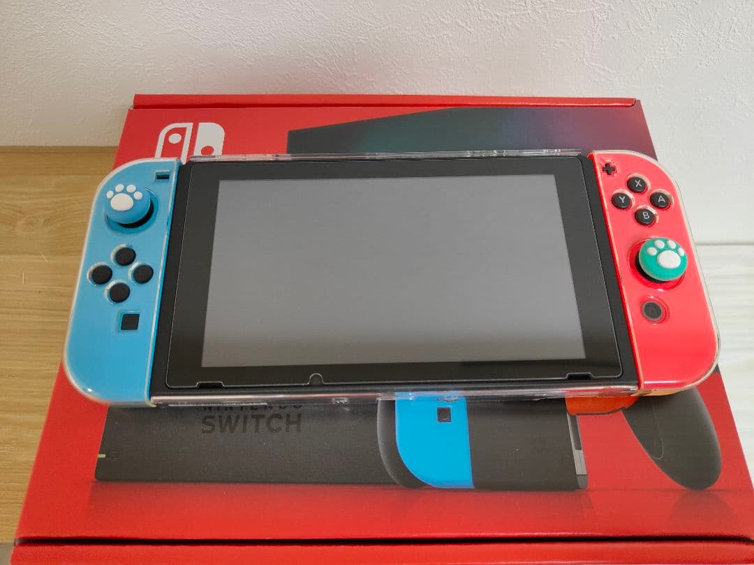 【超美品】Nintendo Switch 本体 青/赤