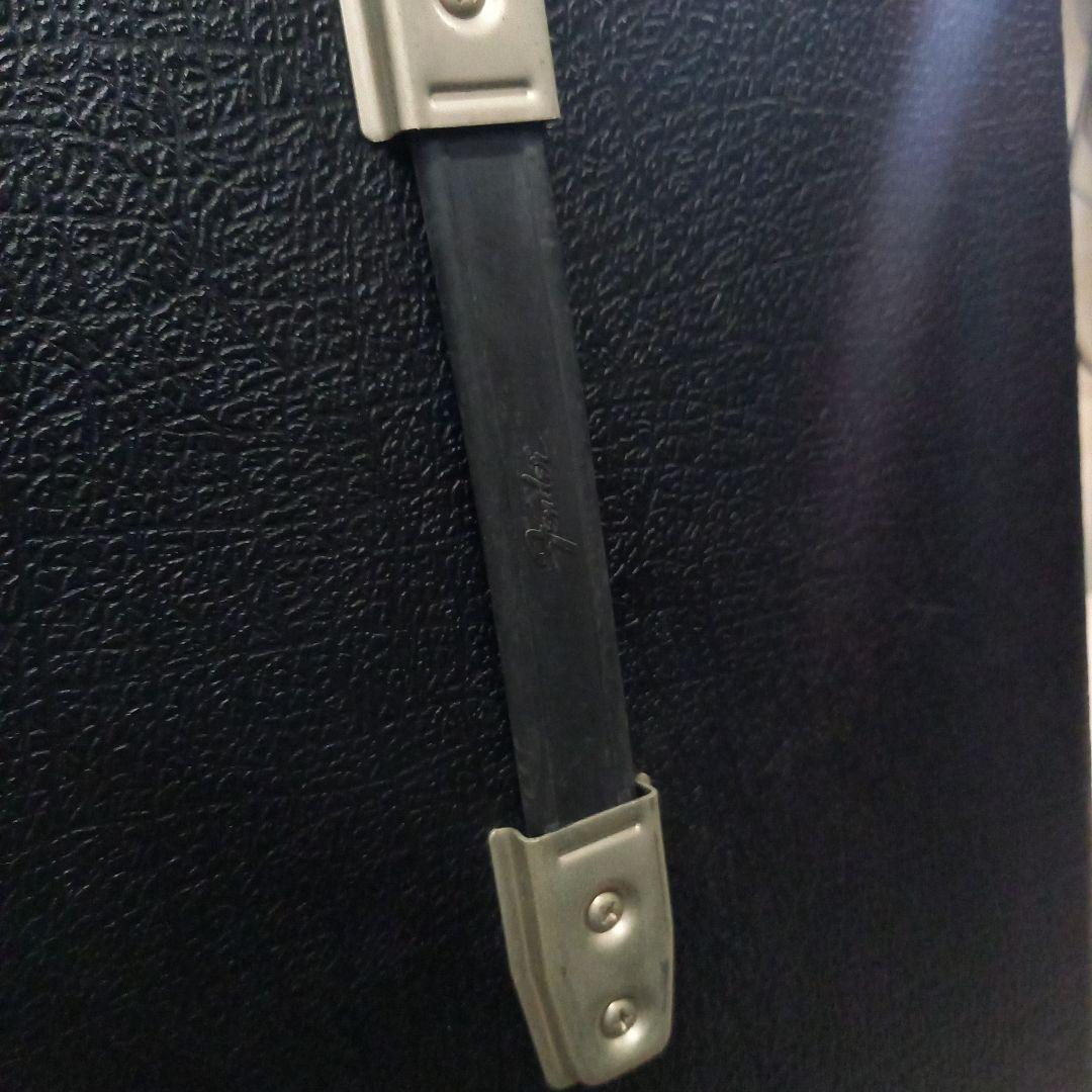 Fender ベースアンプ用キャビネット B115CE 8Ω 250W