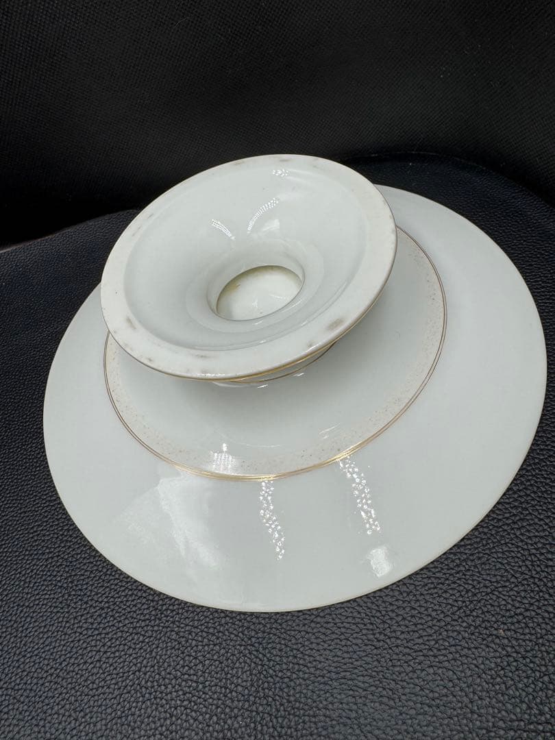 セール‼️フランス　アンティーク　ハンドペイント　バラの柄　高台①