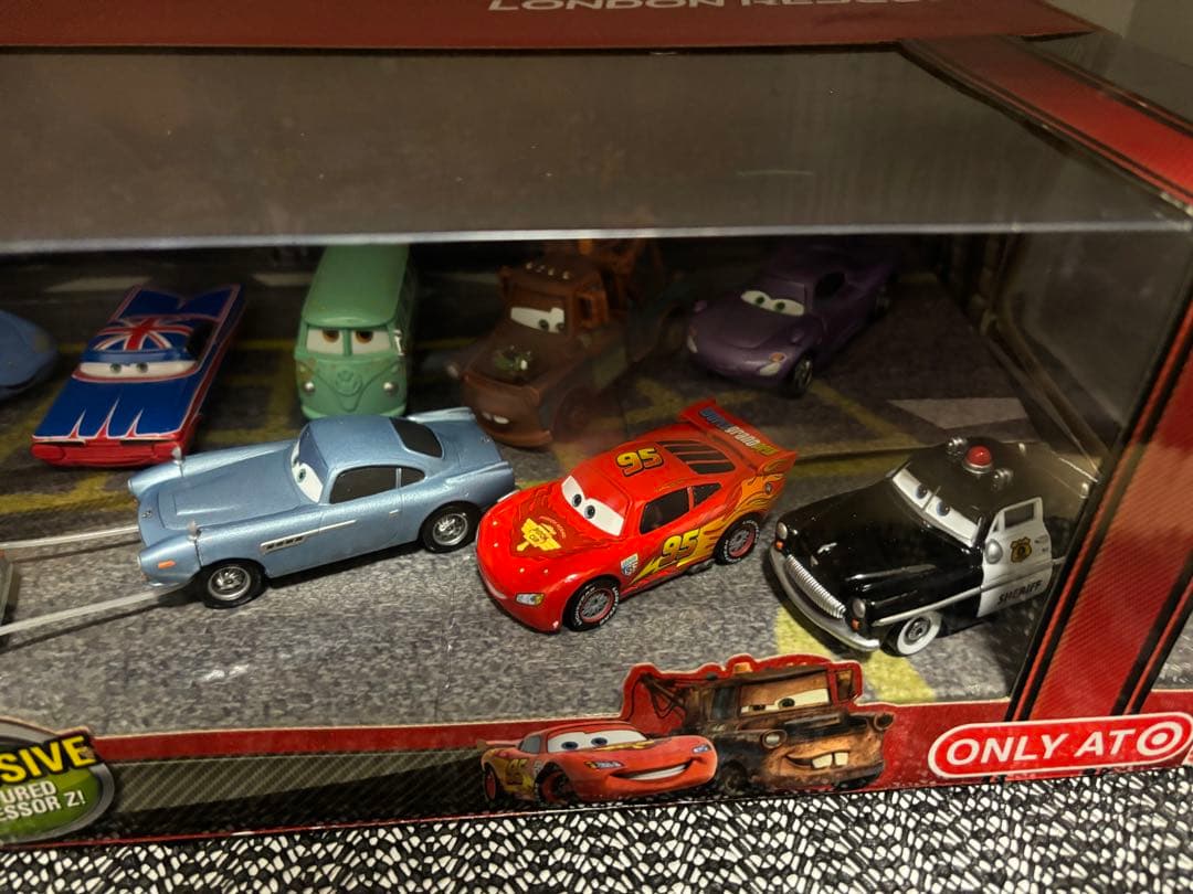London Rescue - 12 pack カーズ　マテル　新品未開封