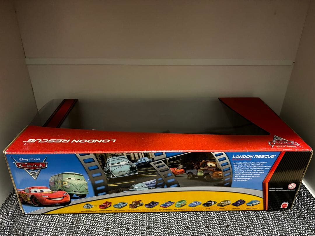 London Rescue - 12 pack カーズ　マテル　新品未開封