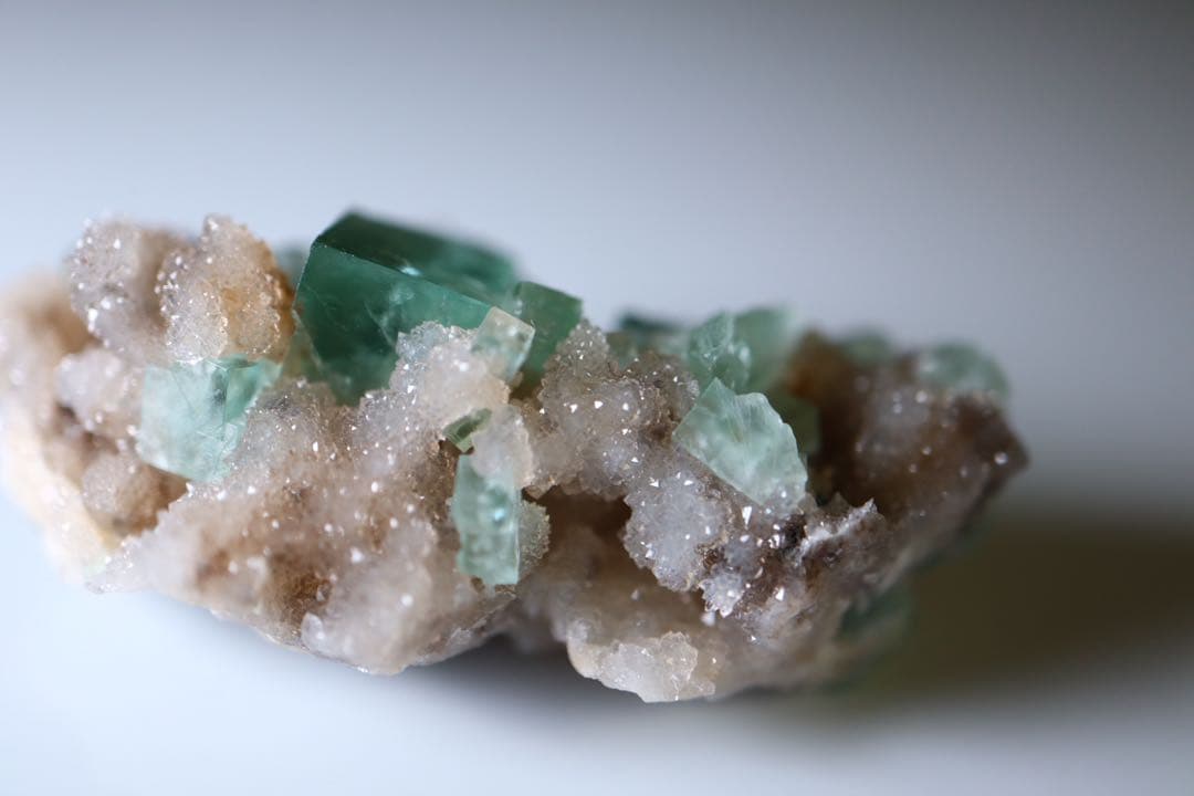 鉱物標本　La Boule