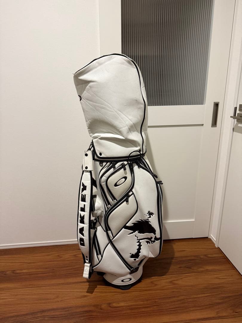 Oakley キャディバッグ