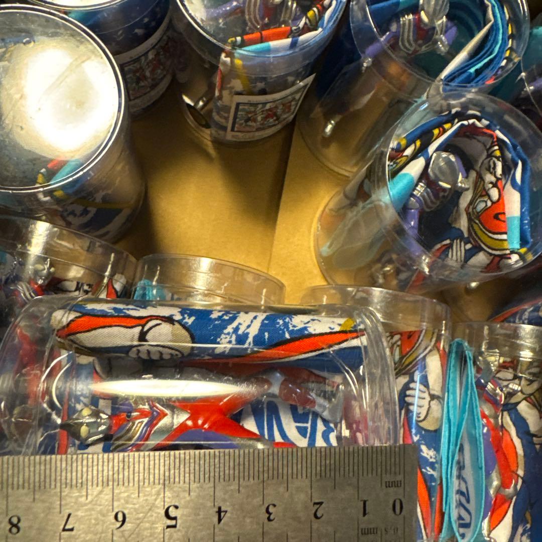 希少⭐︎ウルトラマンダイナ　ハンカチ＆ミニフィギュア 28個　まとめ売り