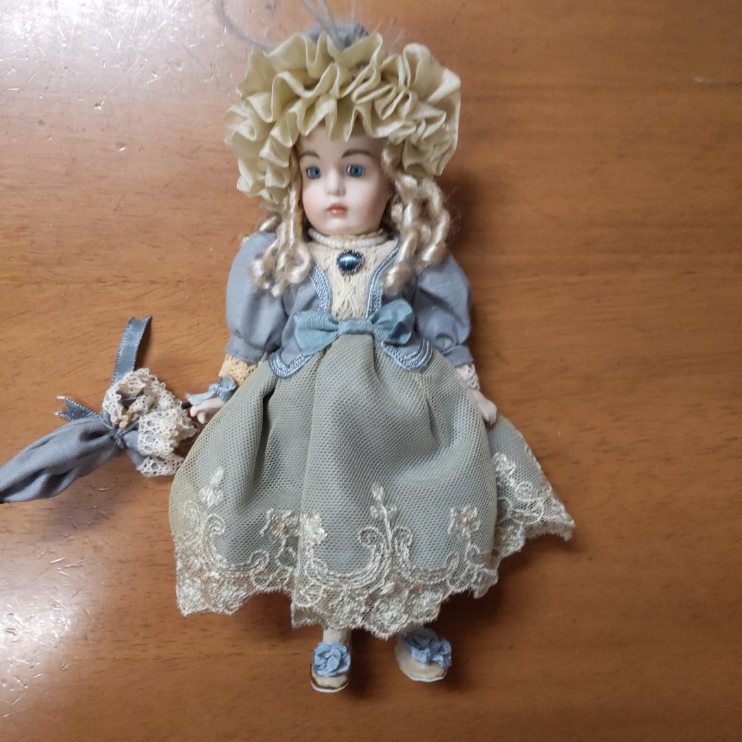 ミニョネット　アンティークドールリプロ　人形　ブリュ風