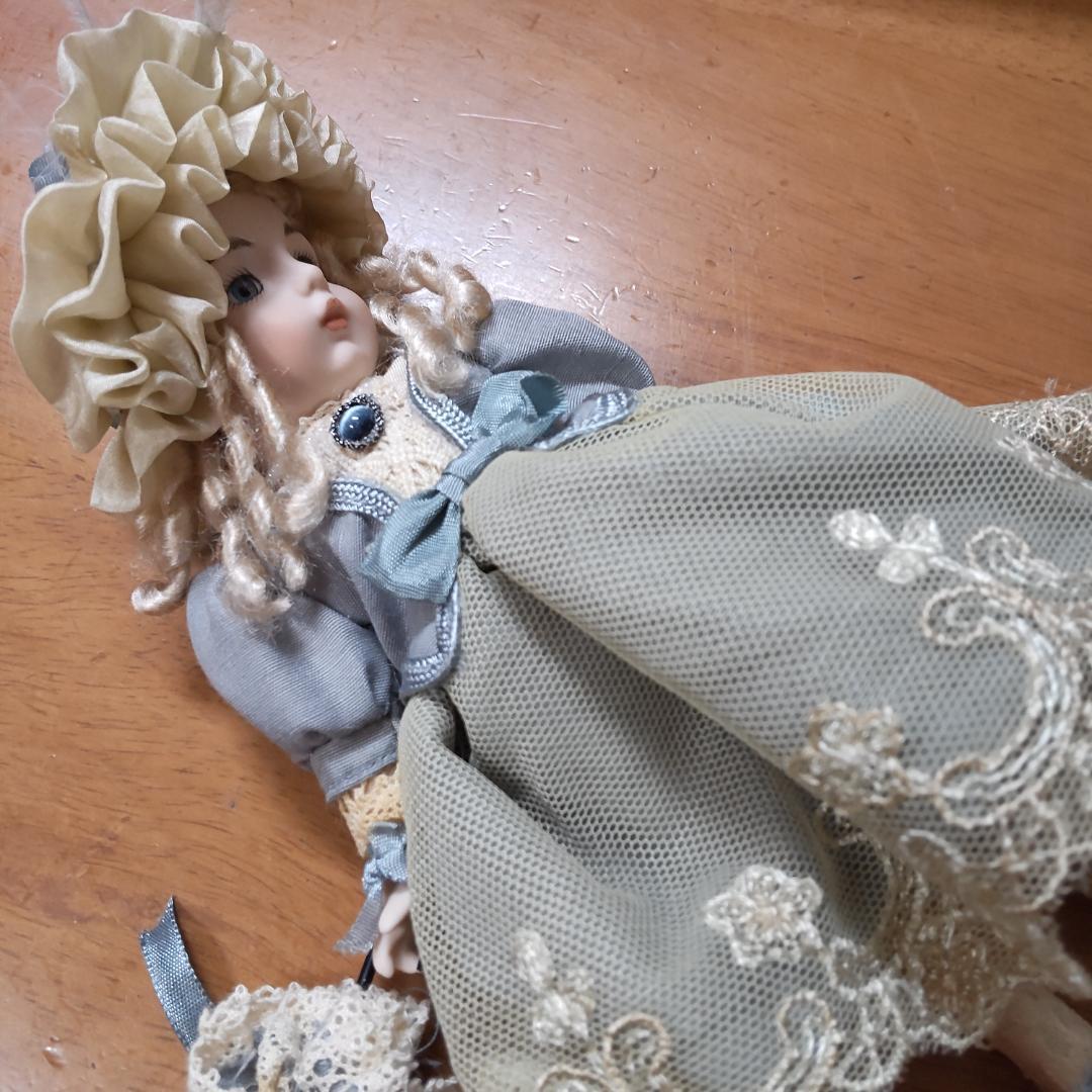 ミニョネット　アンティークドールリプロ　人形　ブリュ風