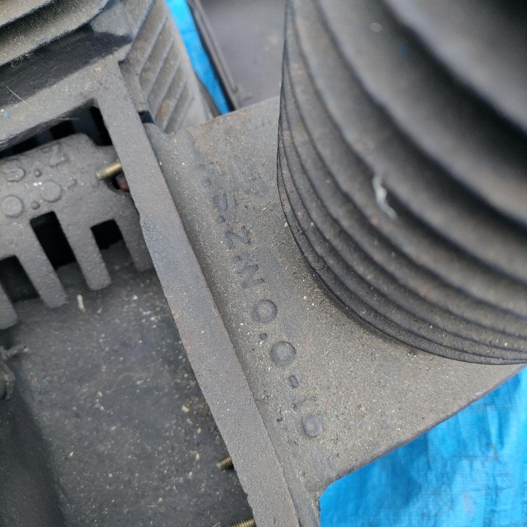 福禄ストーブ 高さ48cm 重さ21kg 梱包発送たのメル便 鋳物 石炭 薪