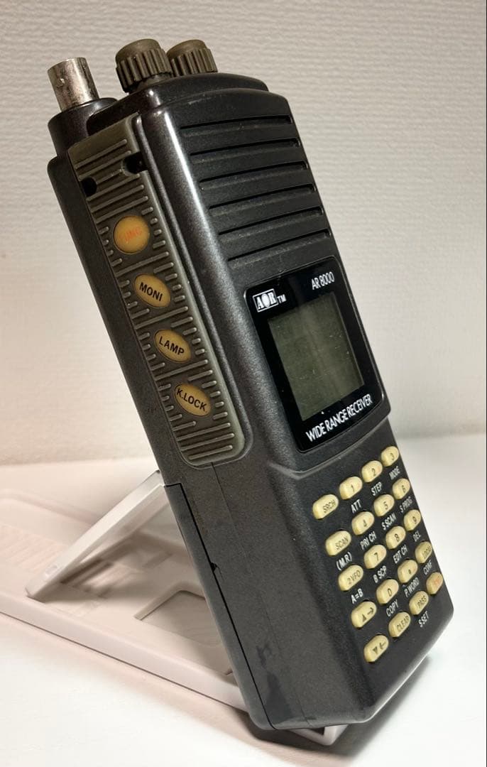 AOR マルチバンドレシーバー AR8000 動作品