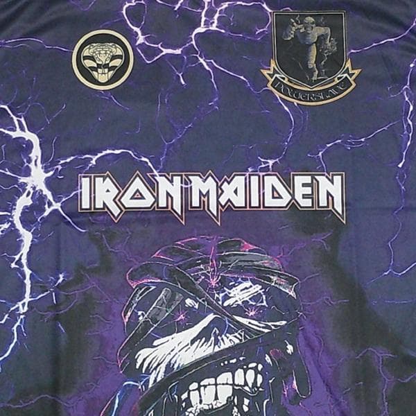 正規品/新品 IRON MAIDEN サッカーシャツ XL