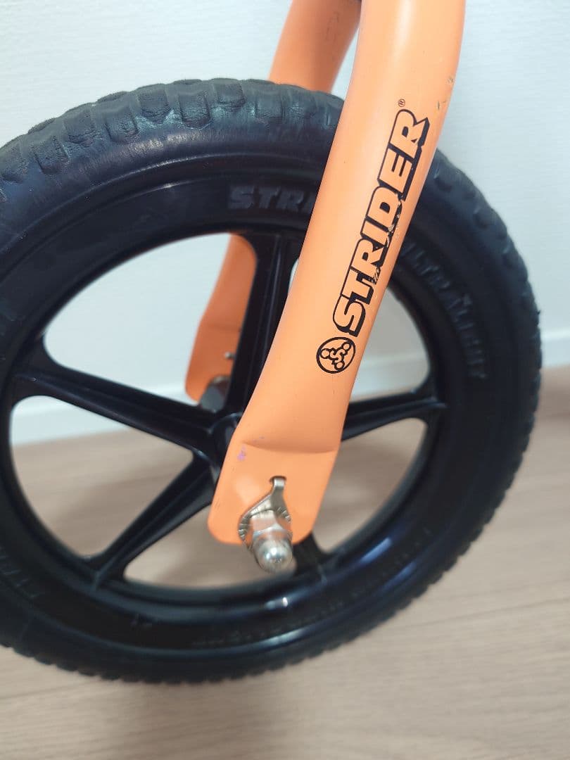 STRIDER〈限定〉神山隆二モデル 12インチ グレー/オレンジ