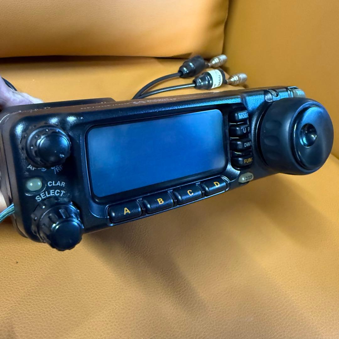 八重洲 FT-100D 無線機