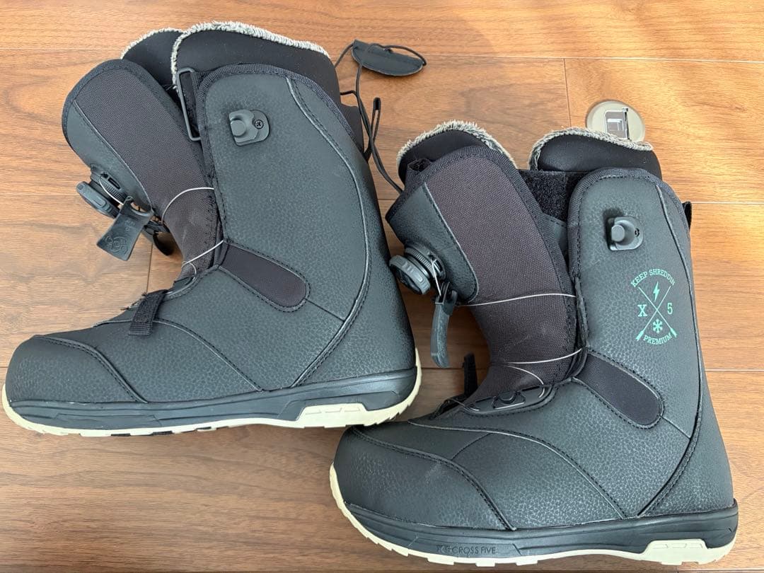 クロスファイブ PX-BOA 24.5cmスノーボードブーツ