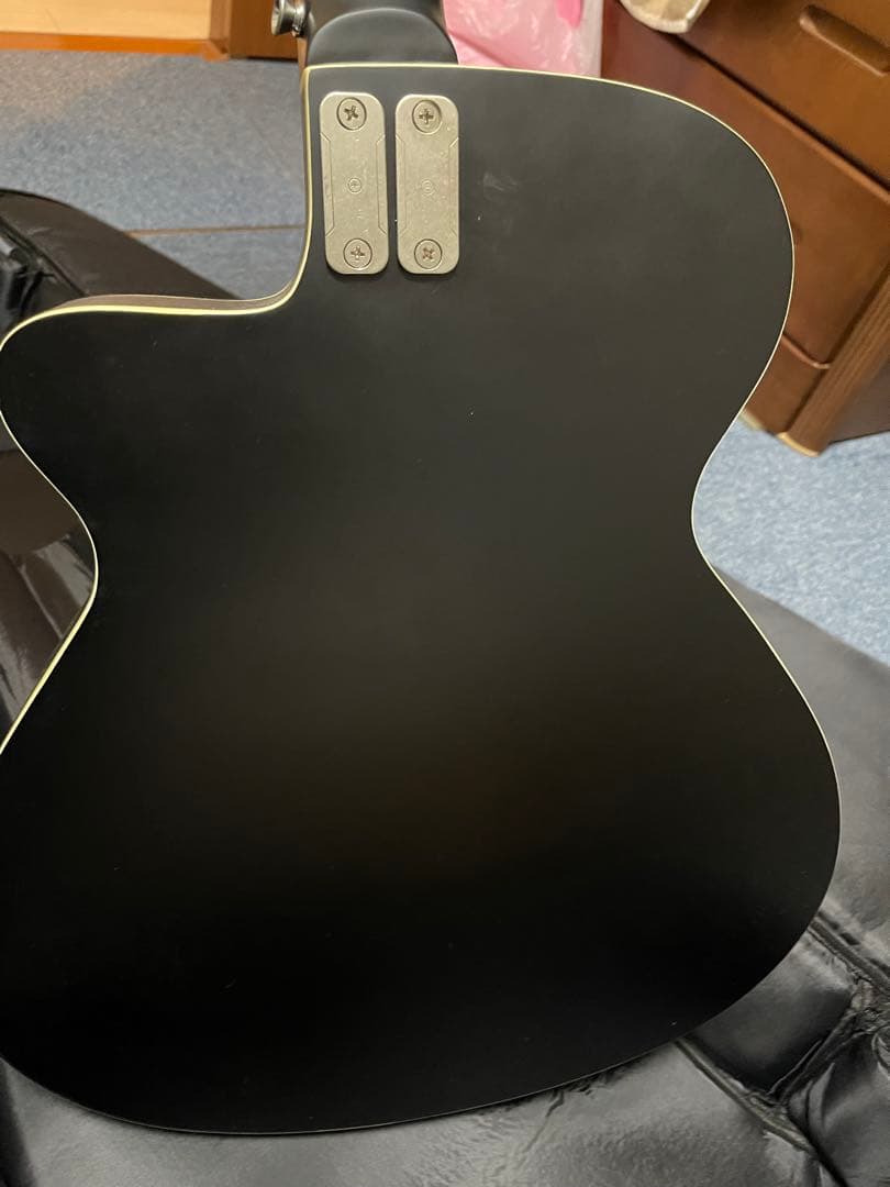 Poputar アコースティックギター 専用ケース付き