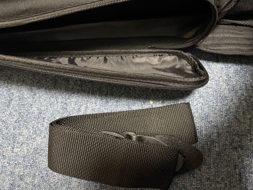 Poputar アコースティックギター 専用ケース付き